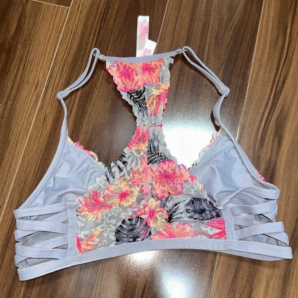 Medium Victoria’s Secret PINK strappy floral bralette front close